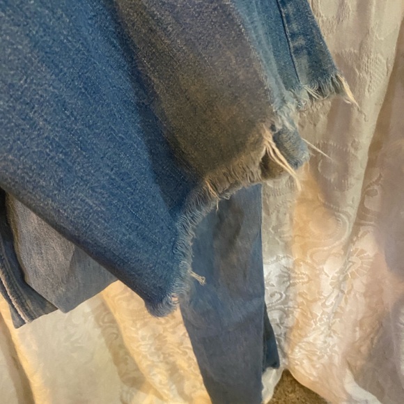 Vintage 1970s Light Blue Frayed Wide-Leg Jeans - Picture 10 of 13
